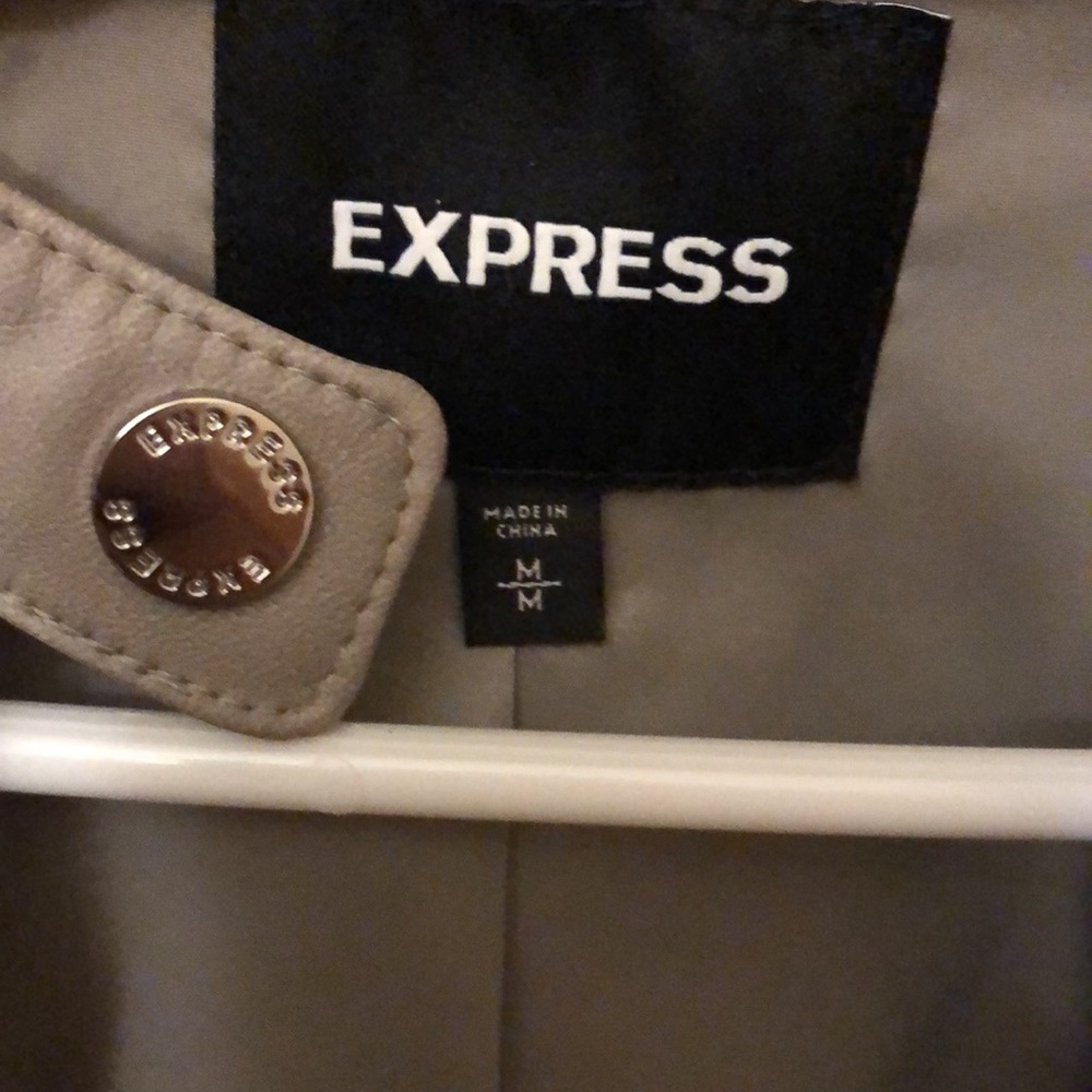 Express Jacket Size Medium - image 3
